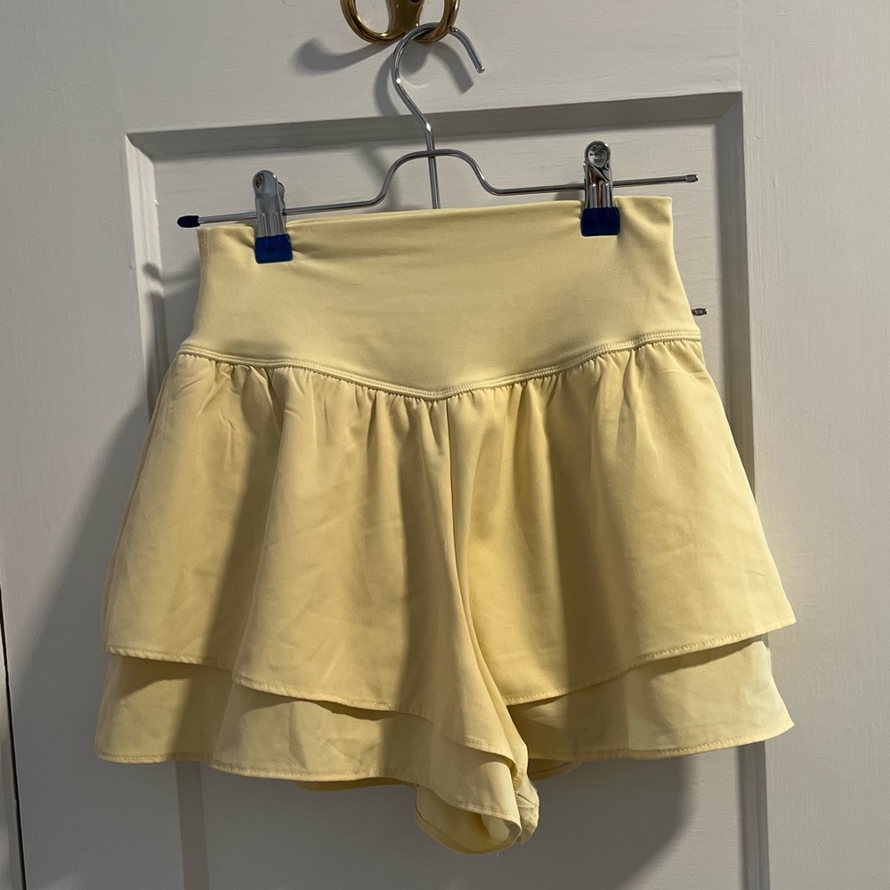 Yogalicious Yellow Athletic Shorts Size Small